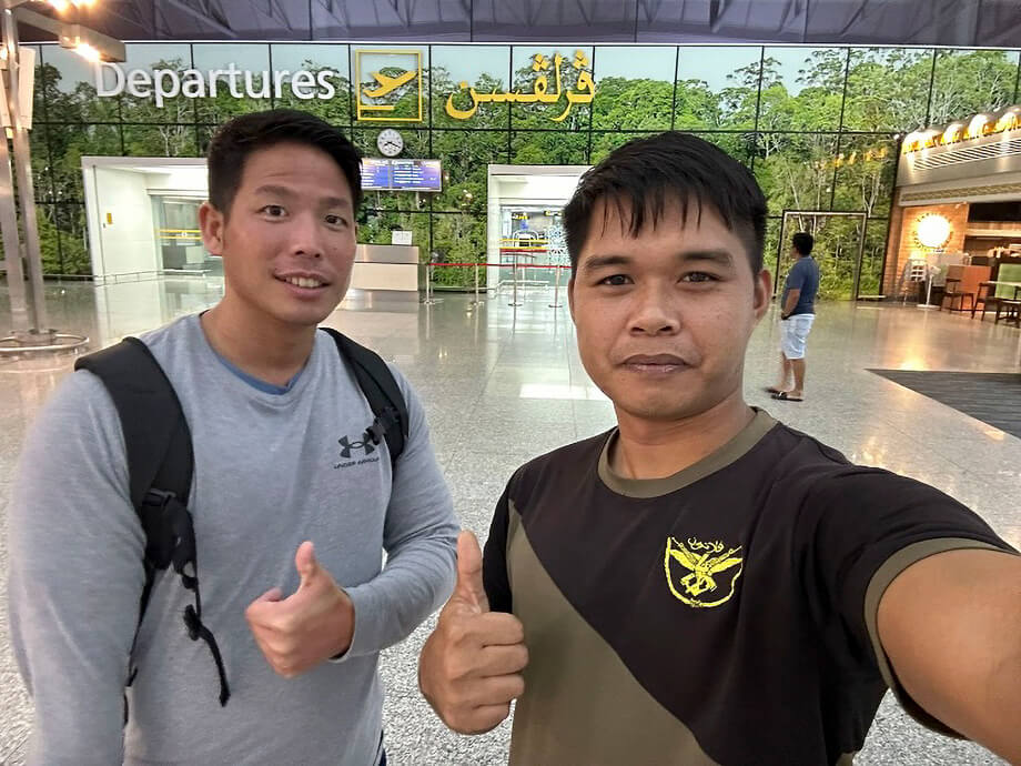 空港で2ショット
